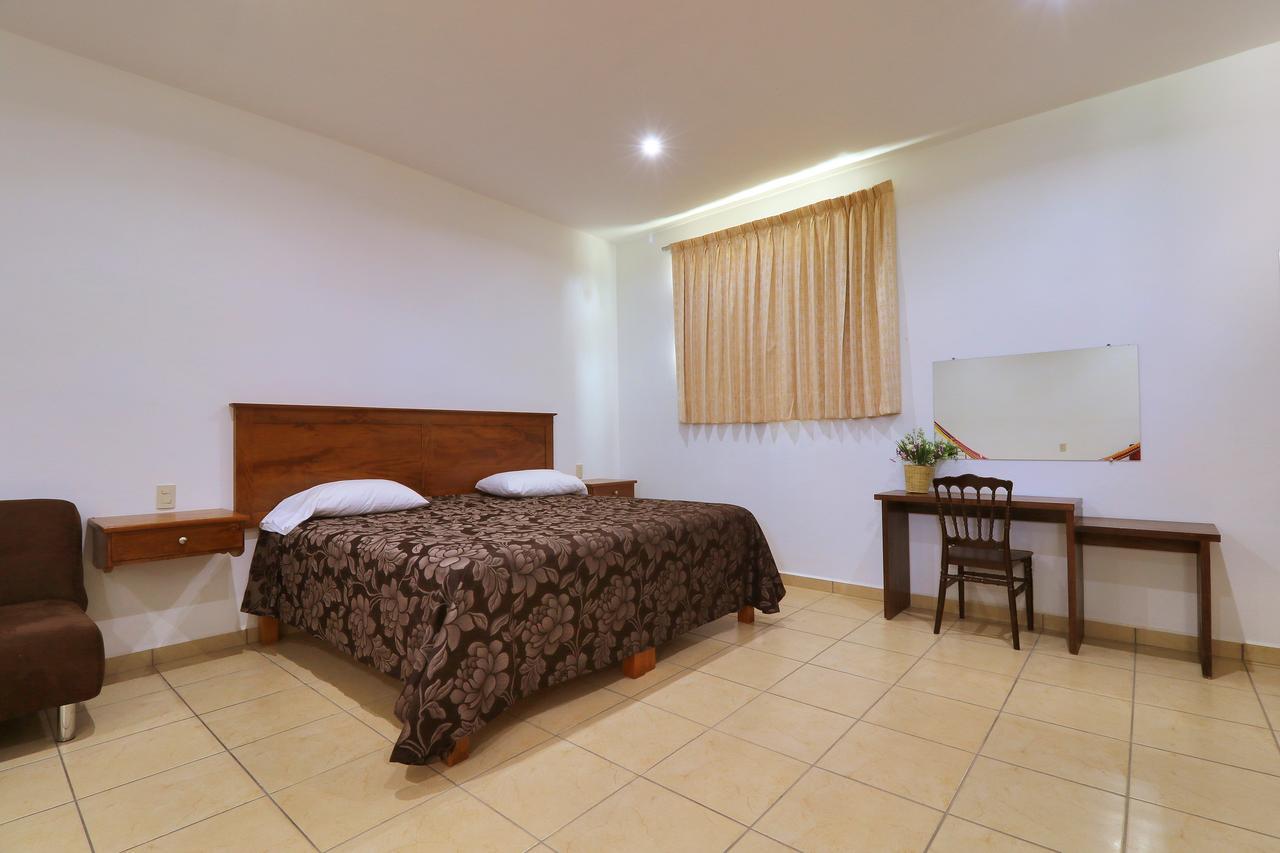 Hotel Casa Pridda ปูแอร์โตเอสกอนดิโด ภายนอก รูปภาพ